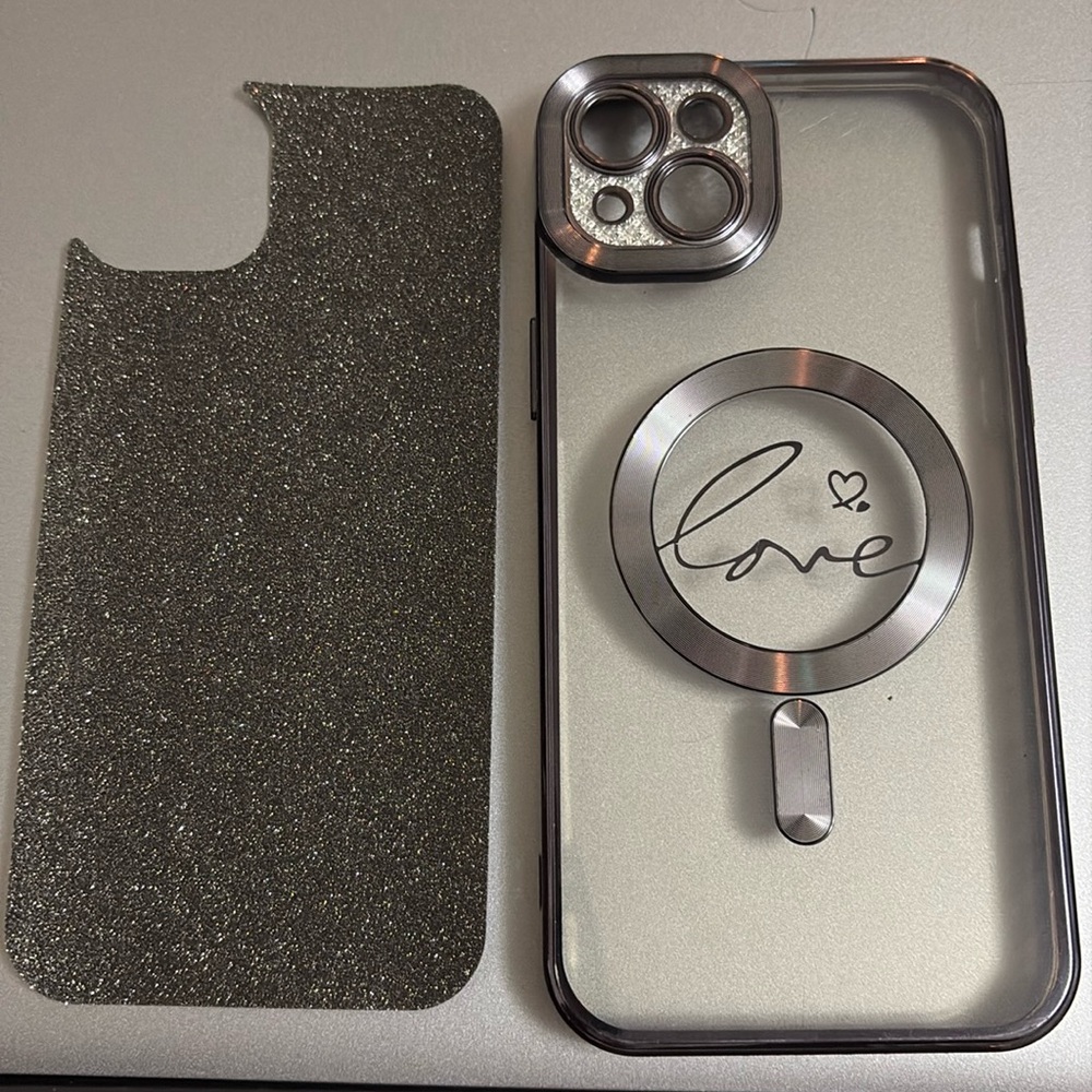 iPhone 15 Plus black case